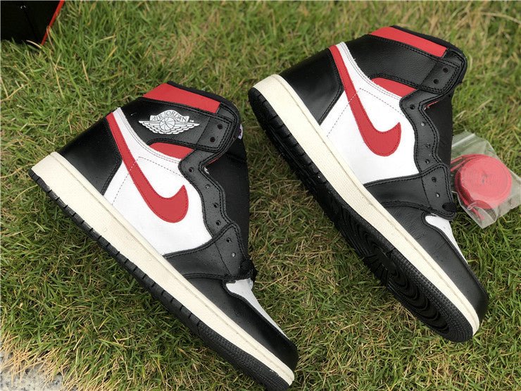 JORDAN 1 RETRO HIGH x BLACK GYM RED - Prime Reps