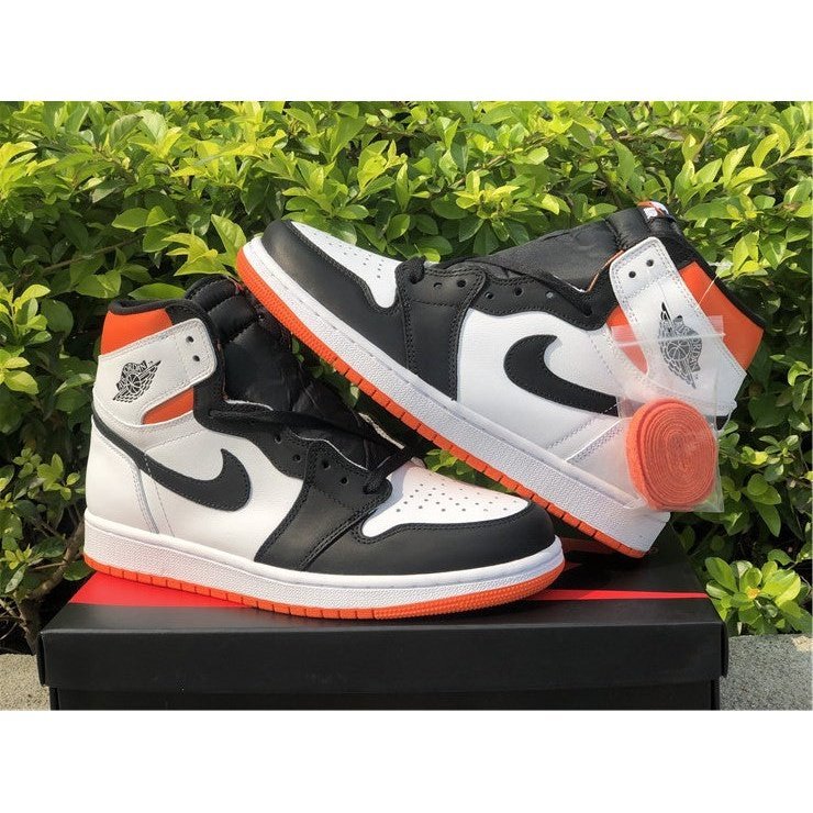 JORDAN 1 RETRO HIGH x ELECTRO ORANGE