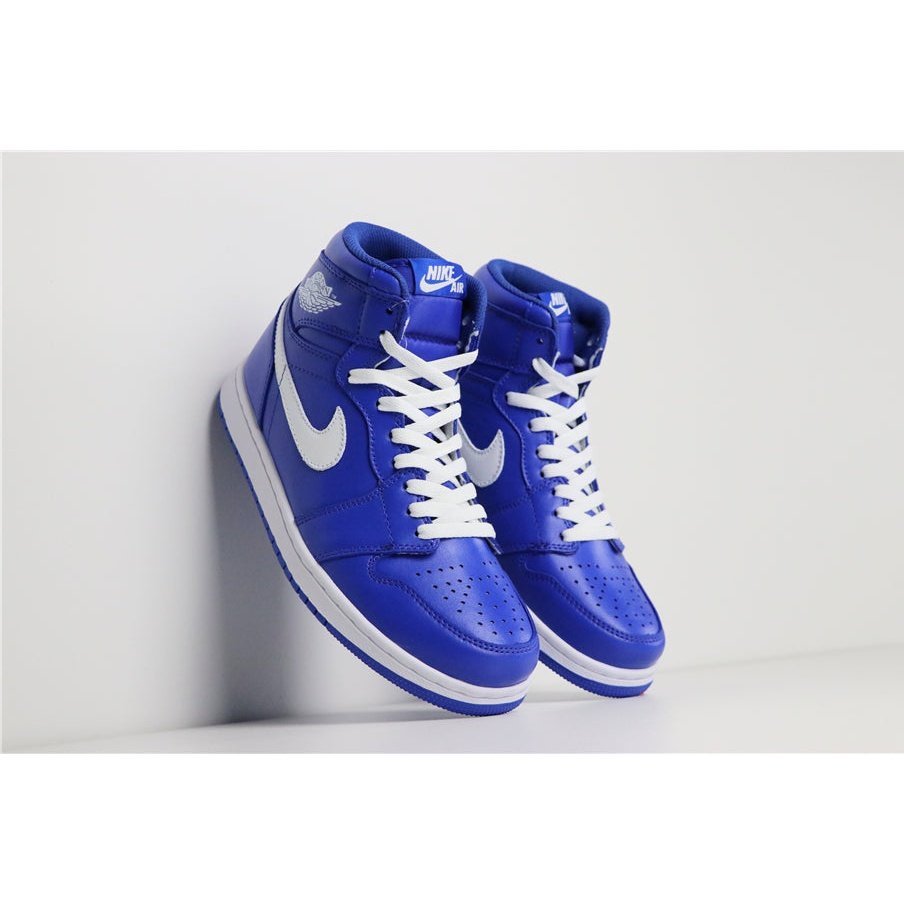 JORDAN 1 RETRO HIGH x HYPER ROYAL