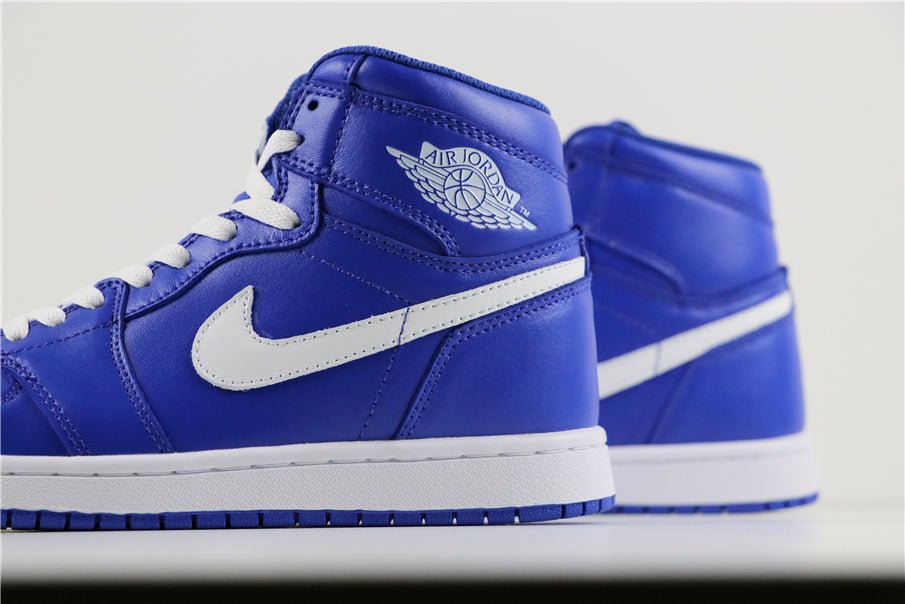 JORDAN 1 RETRO HIGH x HYPER ROYAL