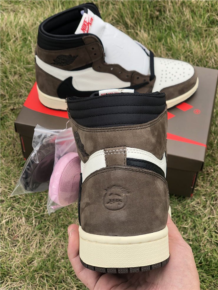 JORDAN 1 RETRO HIGH x TRAVIS SCOTT - Prime Reps