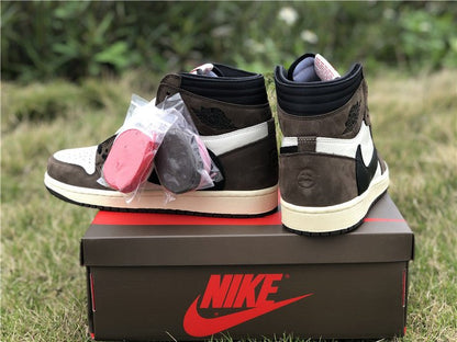 JORDAN 1 RETRO HIGH x TRAVIS SCOTT - Prime Reps