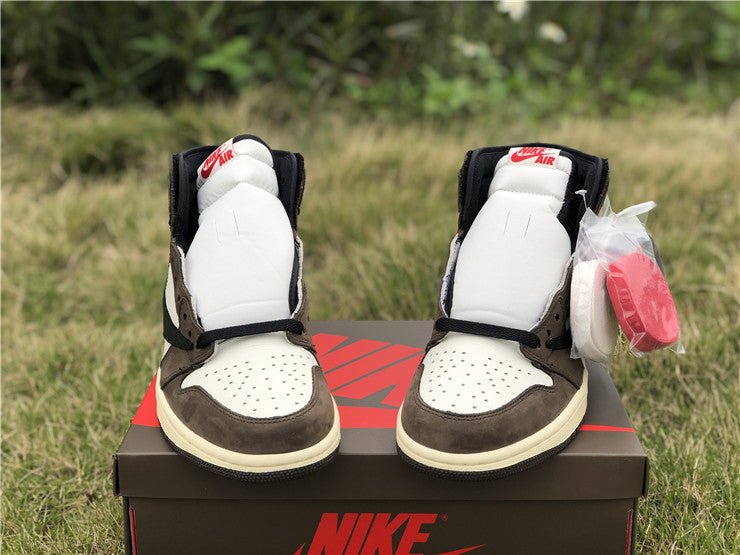 The travis scott x air jordan 1 retro high on sale og