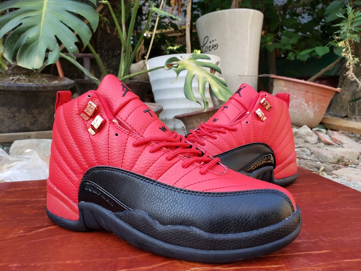 Air jordan best sale 12 flu games