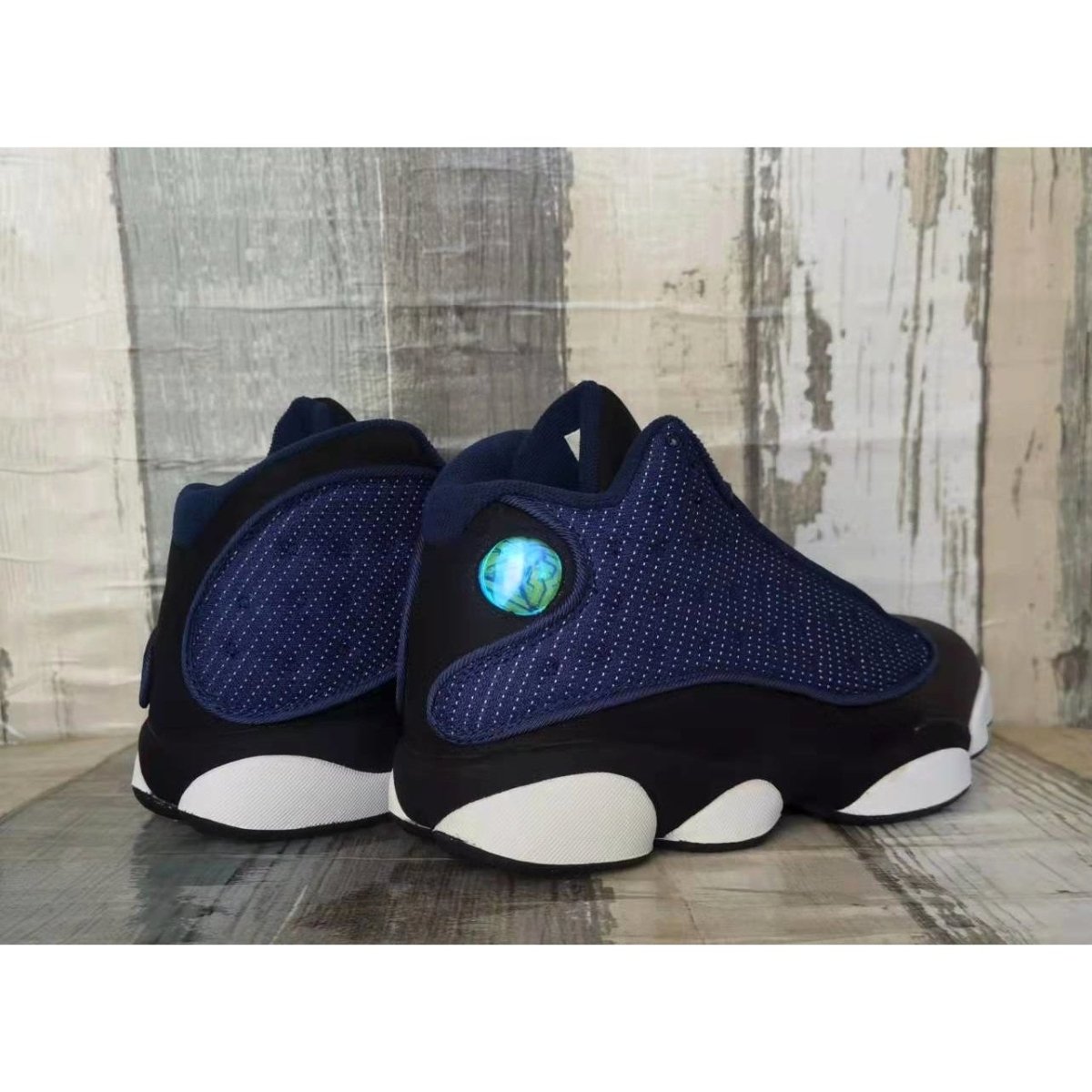 JORDAN 13 RETRO x BRAVE BLUE