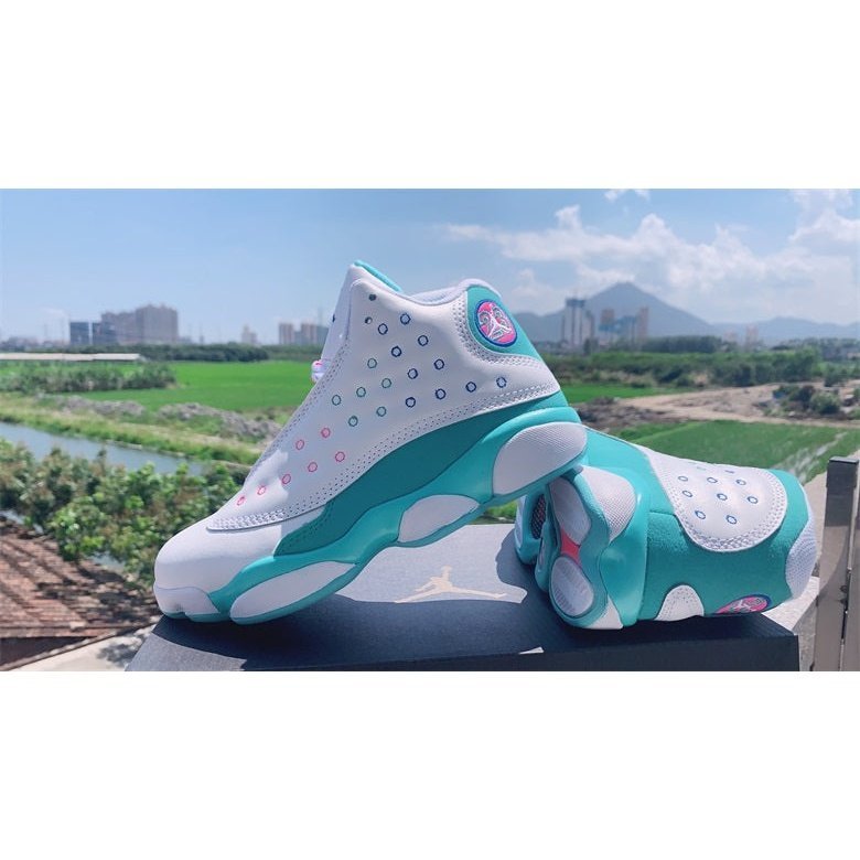 JORDAN 13 RETRO x WHITE SOAR GREEN PINK