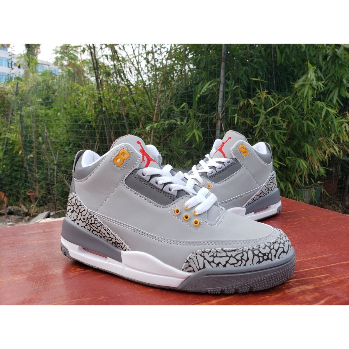 JORDAN 3 RETRO x COOL GREY