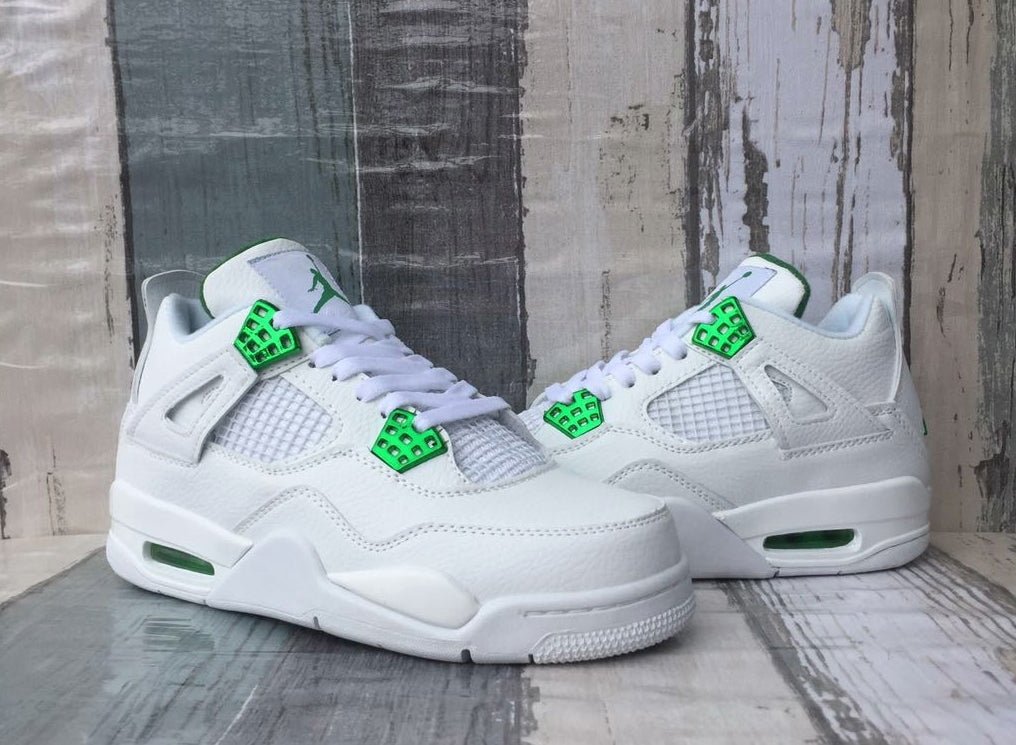 JORDAN 4 x METALLIC GREEN