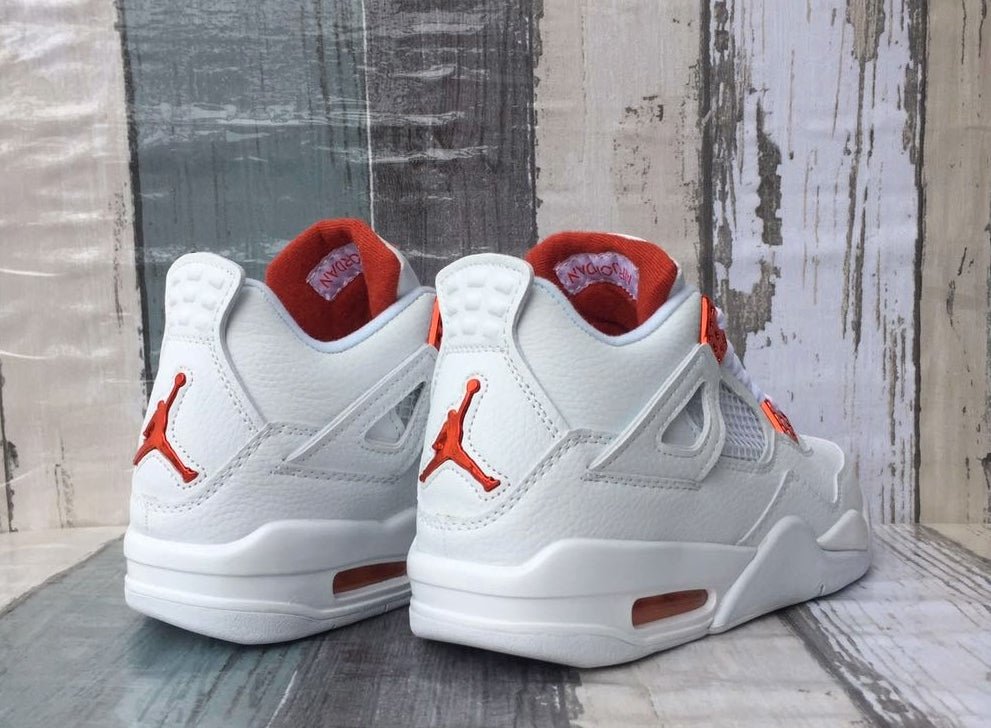 JORDAN 4 x METALLIC ORANGE