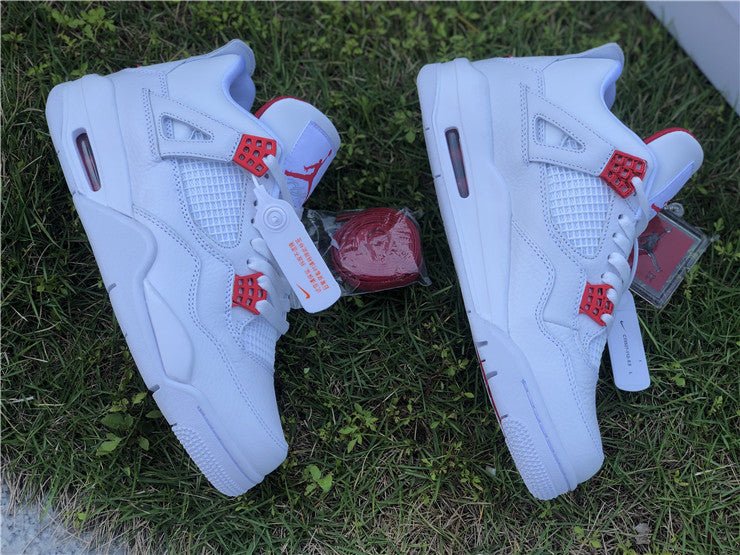 Jordan aj4 metallic red hot sale