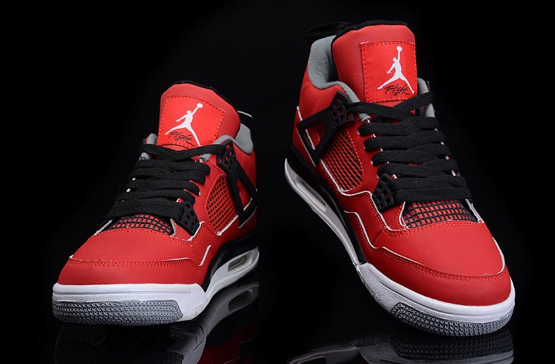 Toro red jordan outlet 4