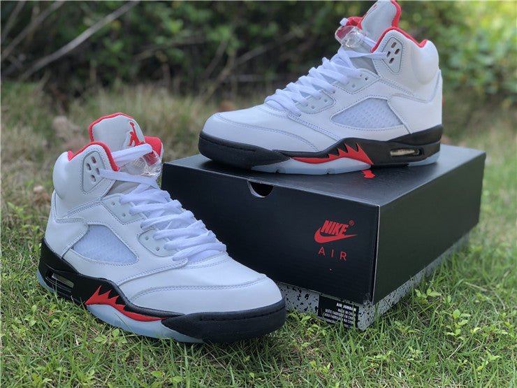 Jordan 5 hot sale silver tongue