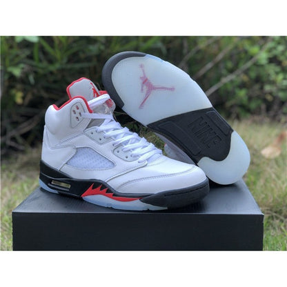 JORDAN 5 RETRO x FIRE RED SILVER TONGUE - Prime Reps