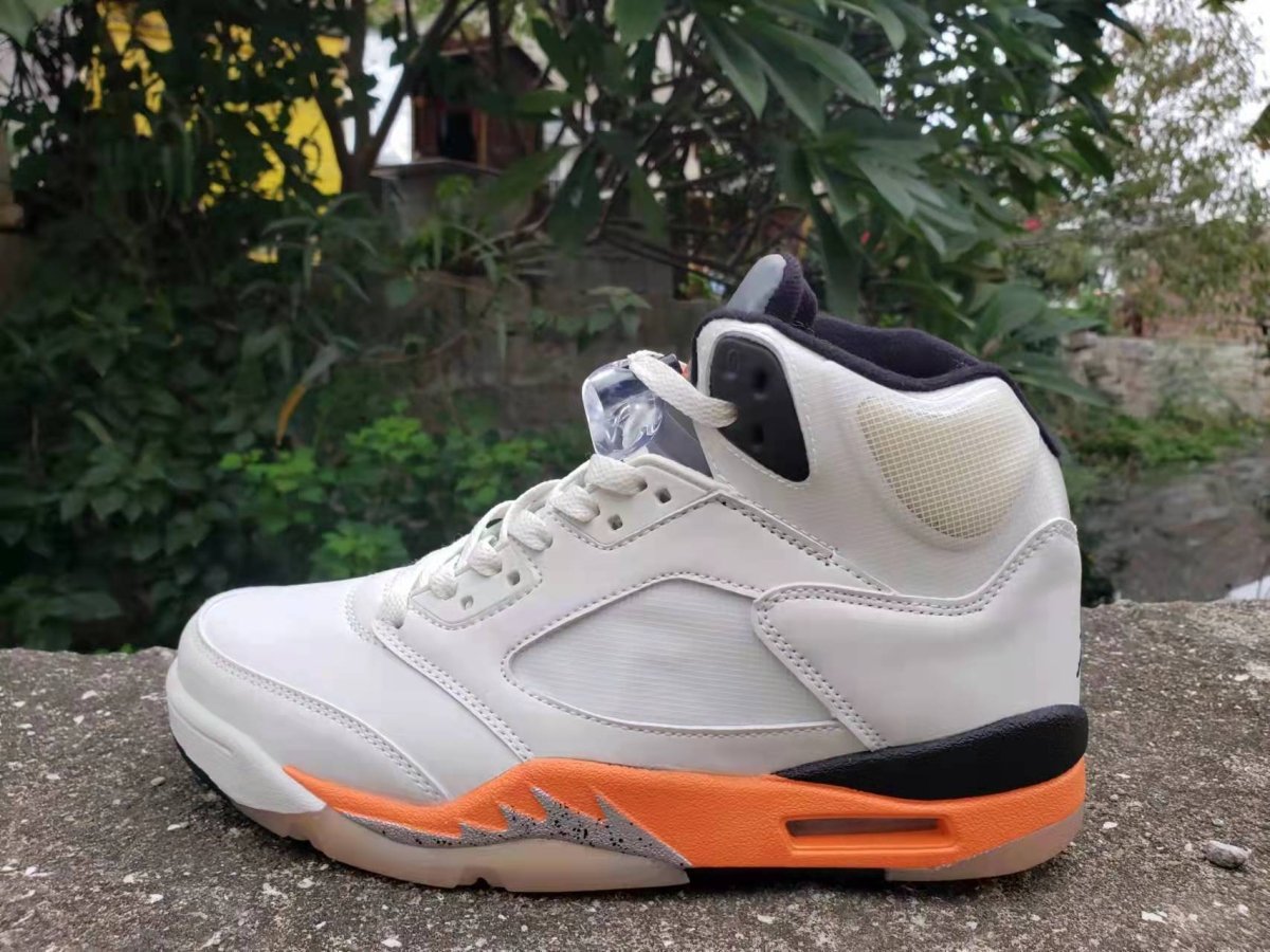 JORDAN 5 RETRO x SHATTERED BACKBOARD