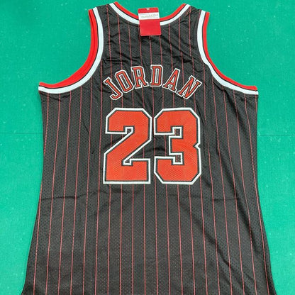 MICHAEL JORDAN CHICAGO BULLS THROWBACK JERSEY - Prime Reps