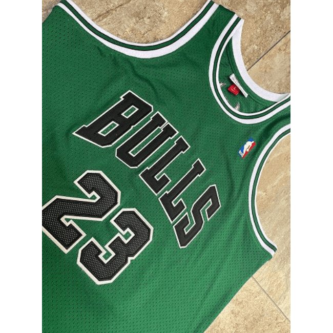 MICHAEL JORDAN CHICAGO BULLS THROWBACK JERSEY ST. PATRICK'S DAY - Prime Reps