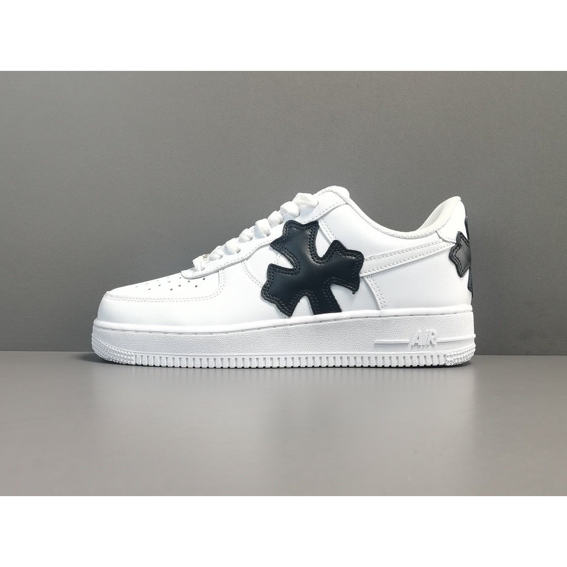 Chrome sales hearts sneakers