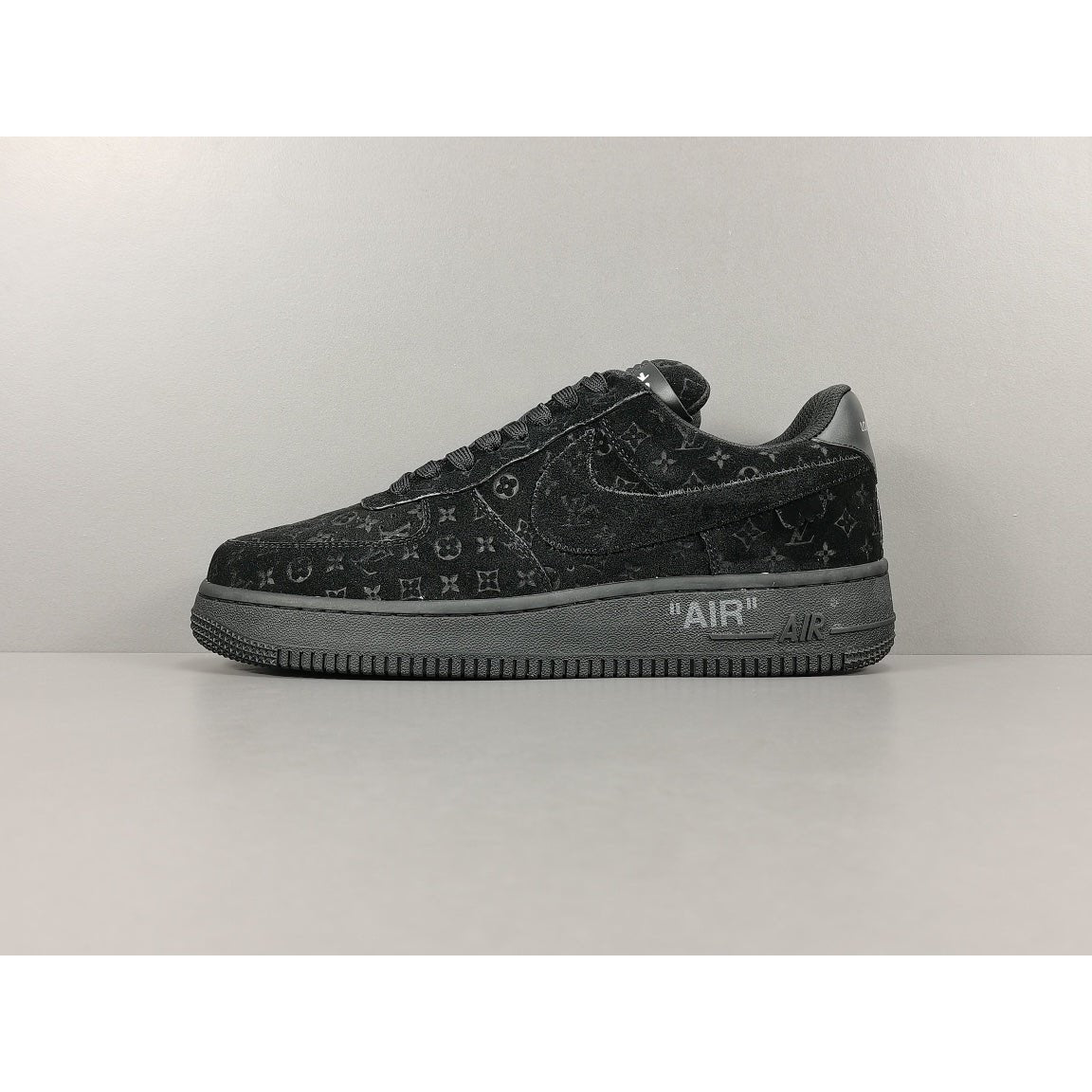 NIKE AIR FORCE 1 x LOUIS VUITTON BLACK/BLACK - Prime Reps