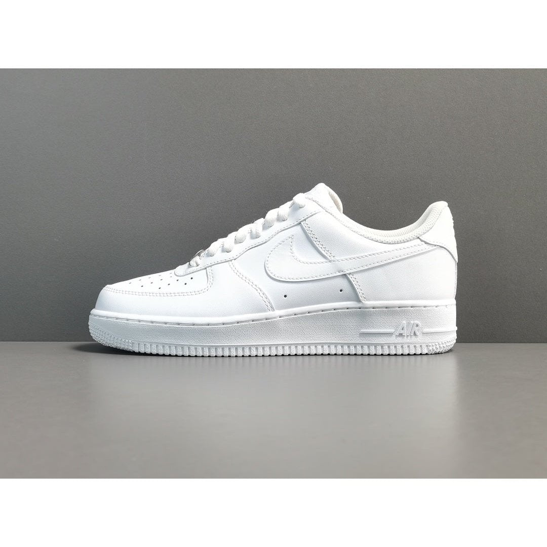 NIKE AIR FORCE 1 x WHITE