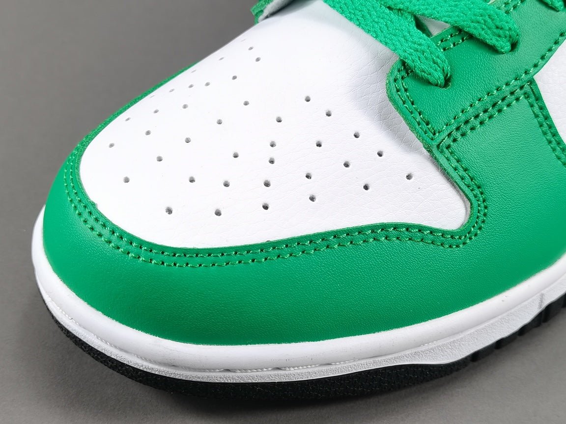 NIKE DUNK x CELTICS