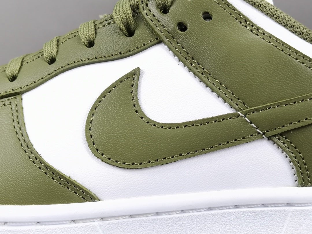 NIKE DUNK x MEDIUM OLIVE - Prime Reps