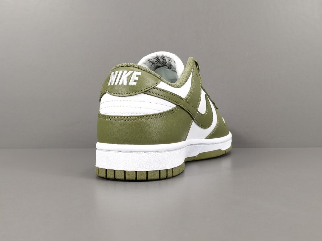 NIKE DUNK x MEDIUM OLIVE - Prime Reps