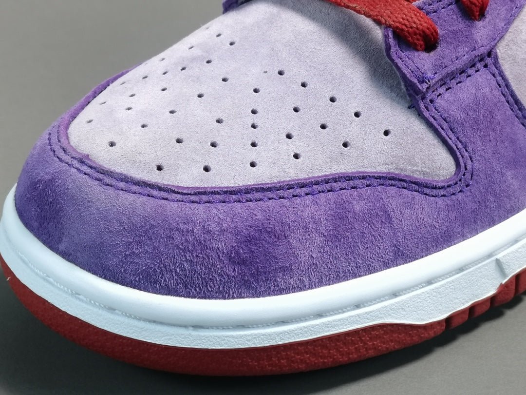 NIKE DUNK x PLUM