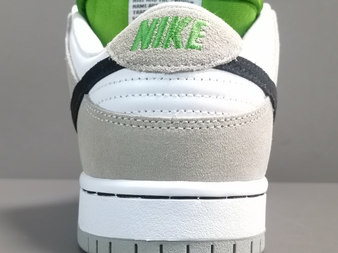 NIKE SB DUNK x CHLOROPHYLL - Prime Reps