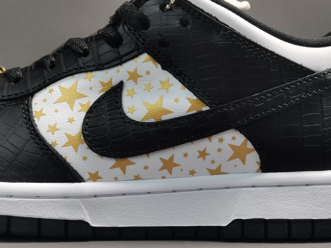 NIKE SB DUNK x SUPREME STARS BLACK - Prime Reps