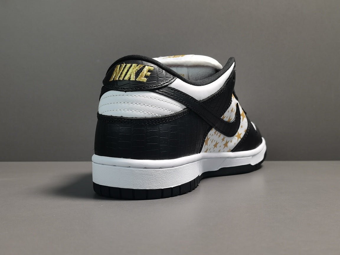 NIKE SB DUNK x SUPREME STARS BLACK - Prime Reps