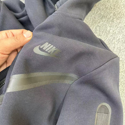 NIKE TECH FLEECE HOODIE x BLACK - Prime Reps