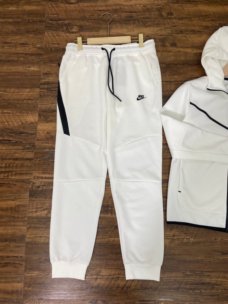 Nike Tech Fleece sweatpants in white