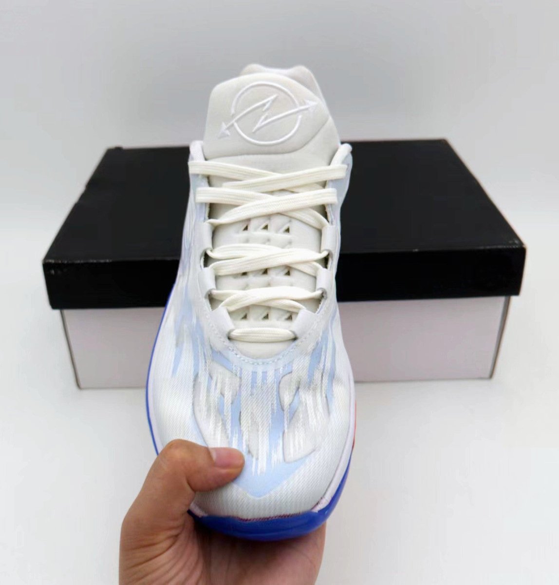 NIKE ZOOM G.T. CUT 2 x SUMMIT WHITE BLUE