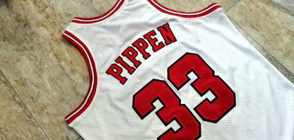 SCOTTIE PIPPEN CHICAGO BULLS THROWBACK JERSEY - Prime Reps