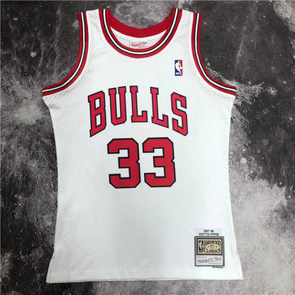 SCOTTIE PIPPEN CHICAGO BULLS THROWBACK JERSEY (HEAT APPLIED) - Prime Reps